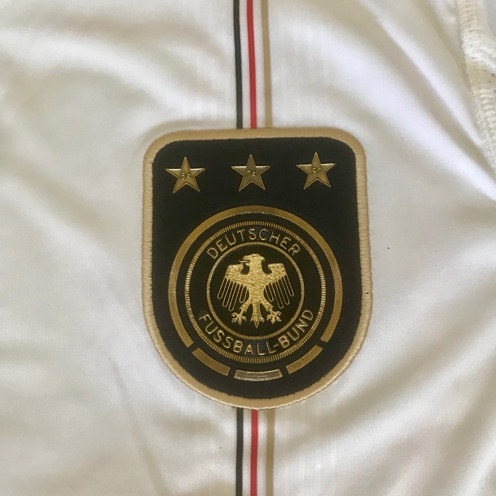 NWT Men’s Germany National Team 2010 WC Jersey!! - Picture 2 of 7